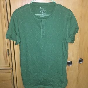 Green and white speckled henley t-shirt